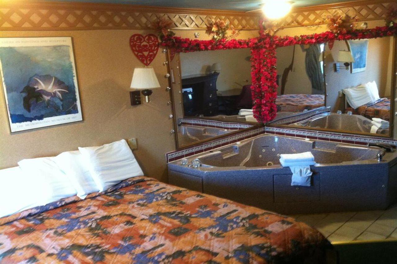 Northgate Inn Saginaw Eksteriør bilde